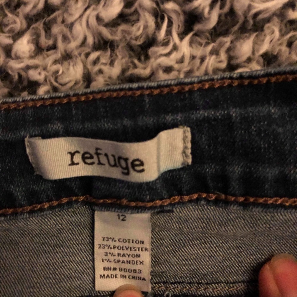 High waisted jeans